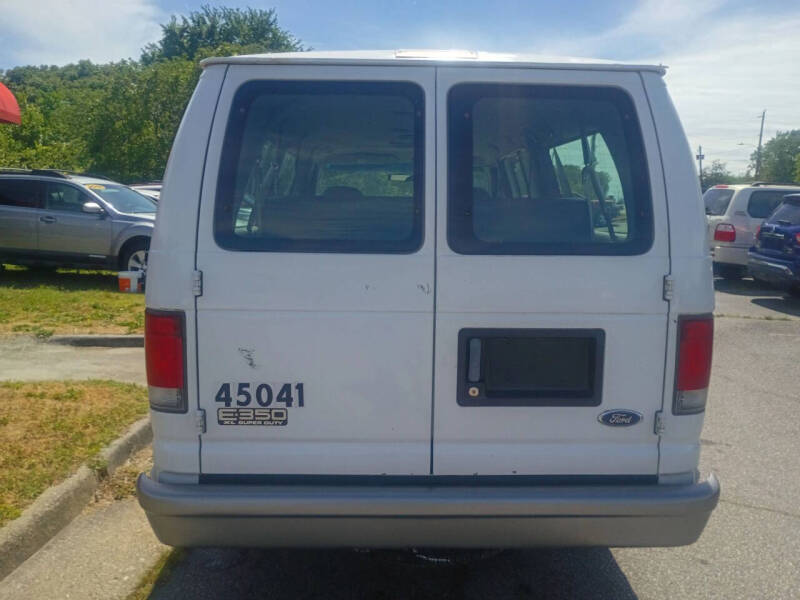 1999 Ford E-350