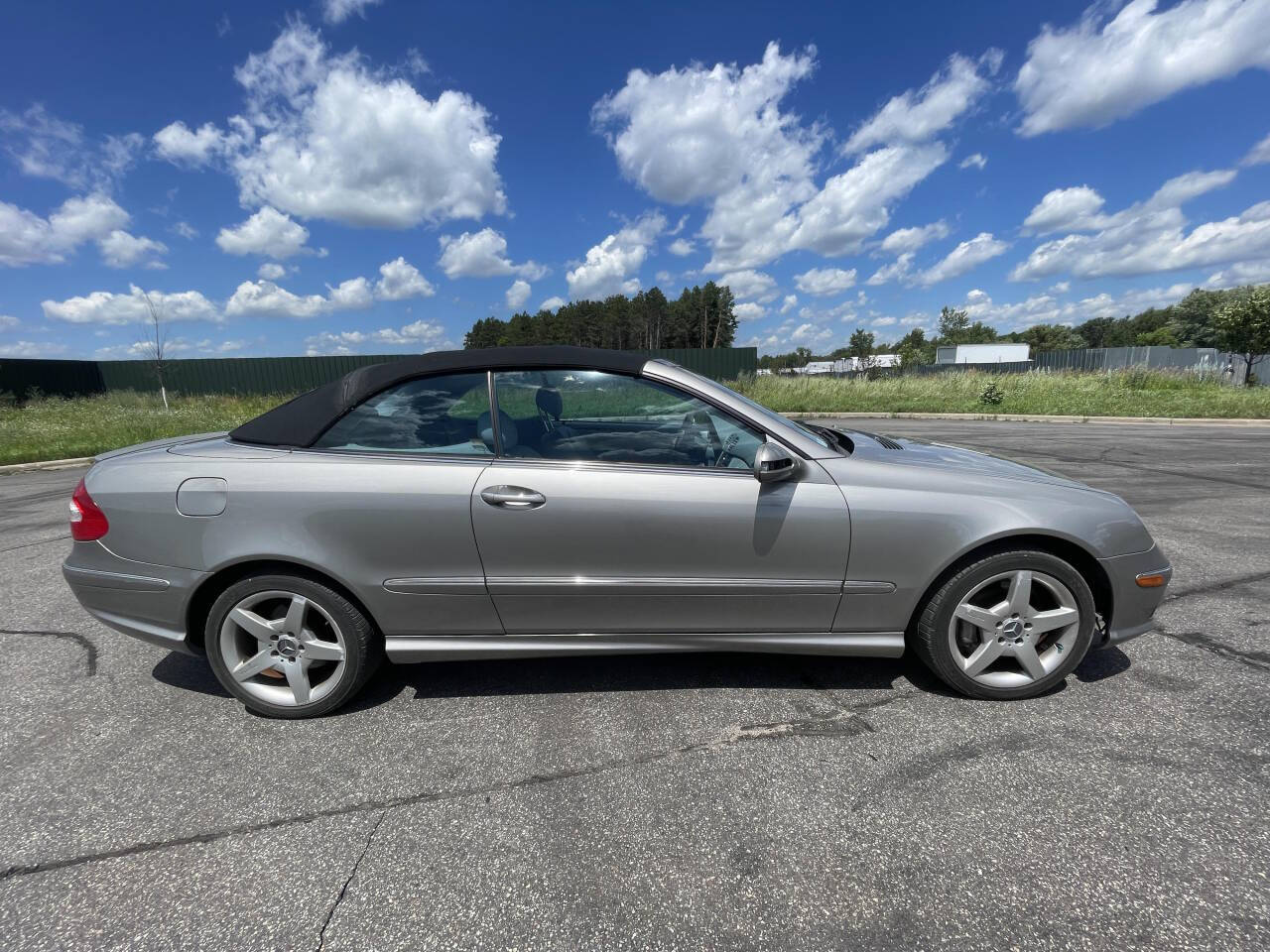 2005 Mercedes-Benz CLK for sale at Twin Cities Auctions in Elk River, MN