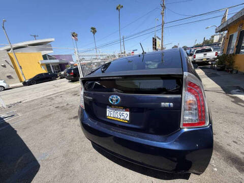 2014 Toyota Prius Three