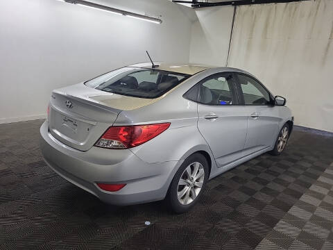 2014 Hyundai Accent GLS
