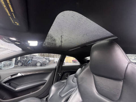 2015 Audi RS 5 4.2 quattro