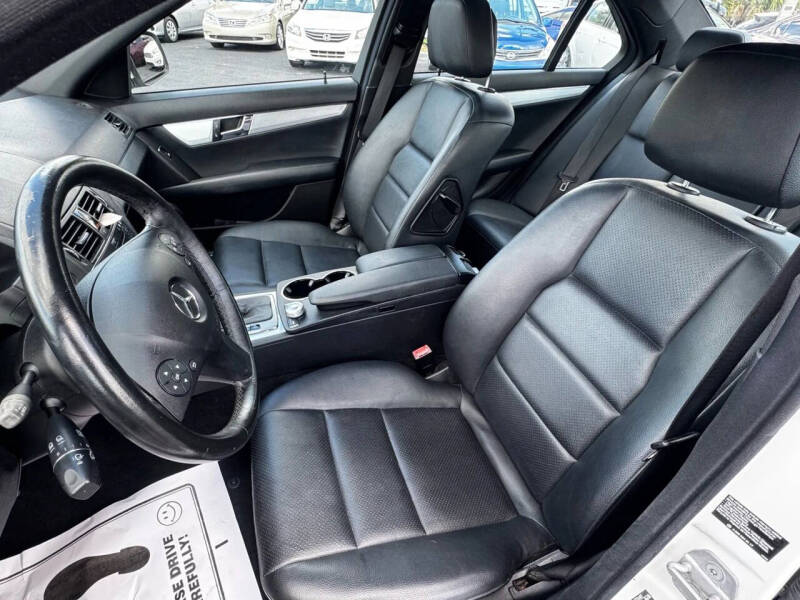 2009 Mercedes-Benz C-Class C 300 Sport