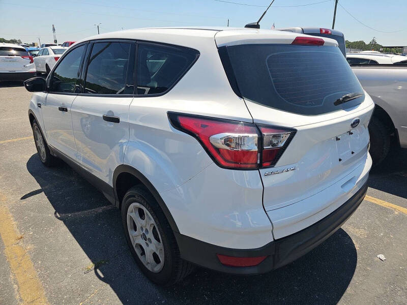 2017 Ford Escape S