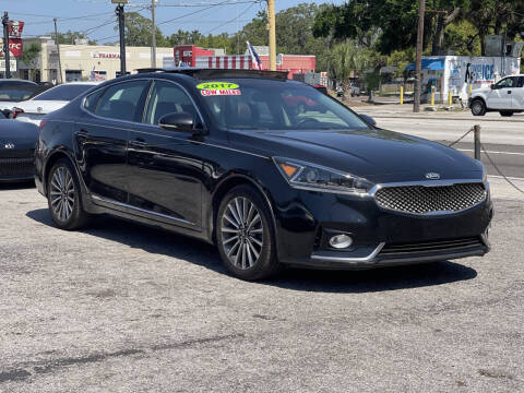 2017 Kia Cadenza Premium
