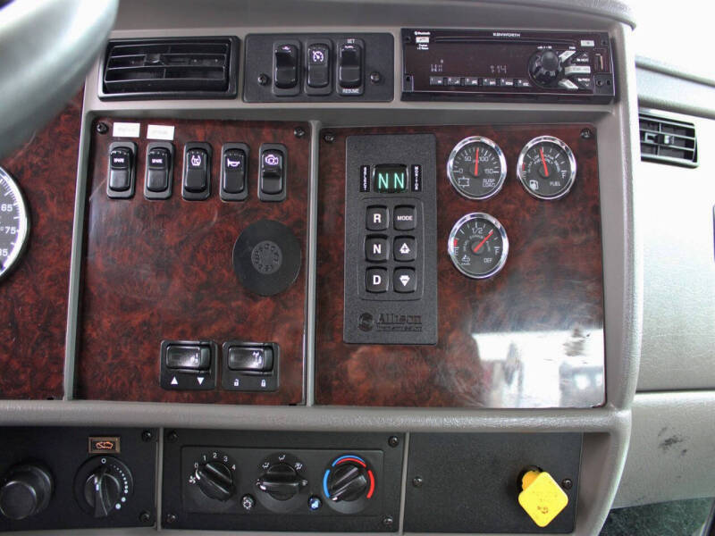 2019 Kenworth T370