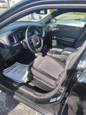 2016 Dodge Charger SE