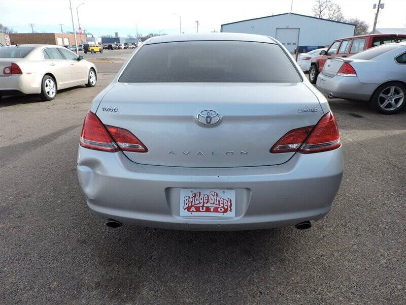 2007 Toyota Avalon XL
