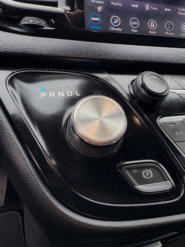 2020 Chrysler Pacifica Touring