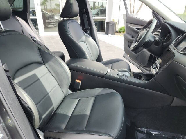 2025 Infiniti QX50 Luxe