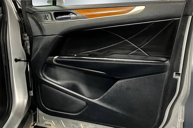 2019 Lincoln MKC Select