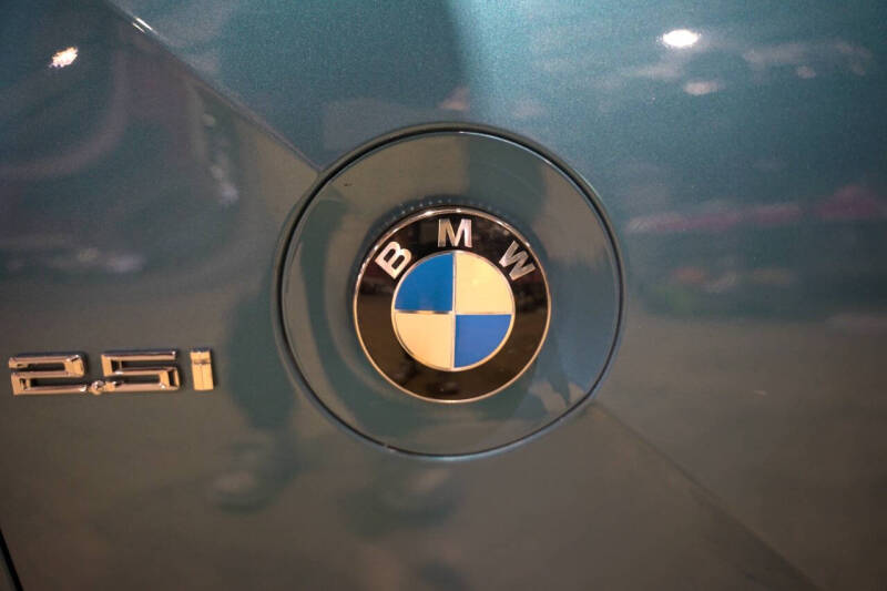 2005 BMW Z4 2.5i