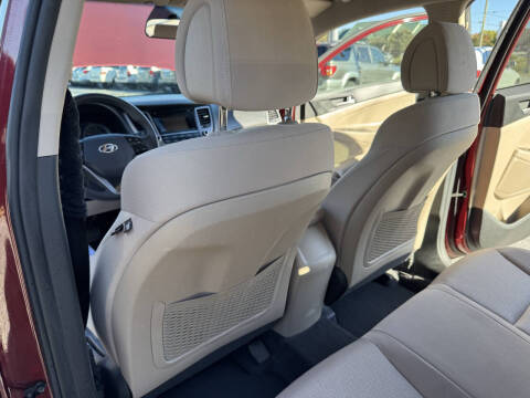 2016 Hyundai Tucson SE