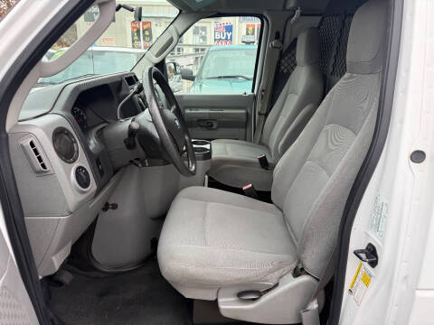 2011 Ford E-Series E-150