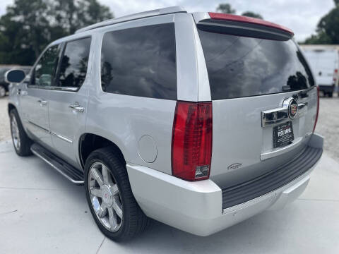 2013 Cadillac Escalade Luxury