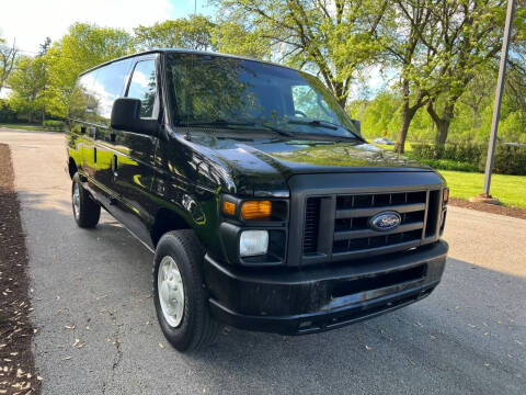 2009 Ford E-Series for sale at Del Sol Auto Mart in Des Plaines IL