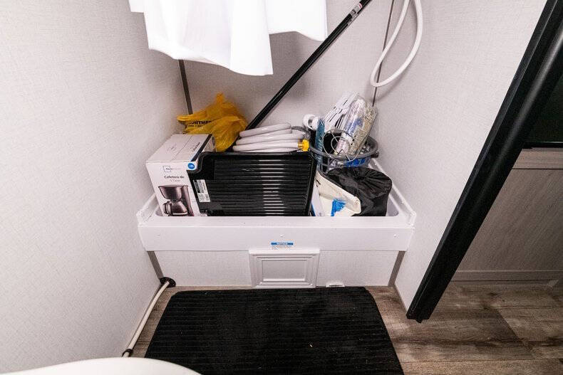 2024 Coleman Dutchman