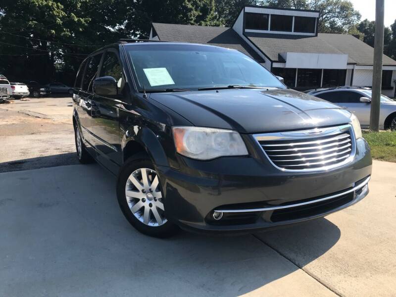2012 Chrysler Town and Country for sale at Alpha Car Land LLC in Snellville GA