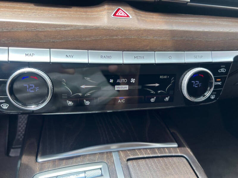 2021 Genesis G80 2.5T