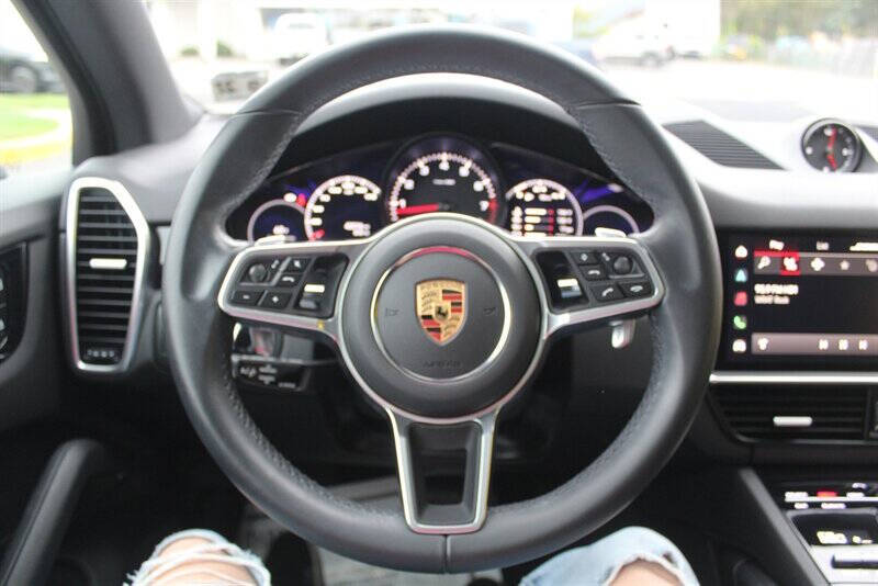 2022 Porsche Cayenne Platinum Edition