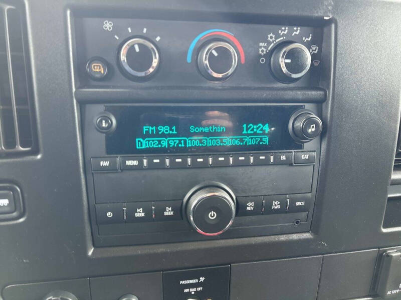 2024 GMC Savana 2500