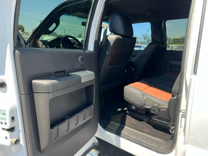 2011 Ford F-450 Super Duty Lariat