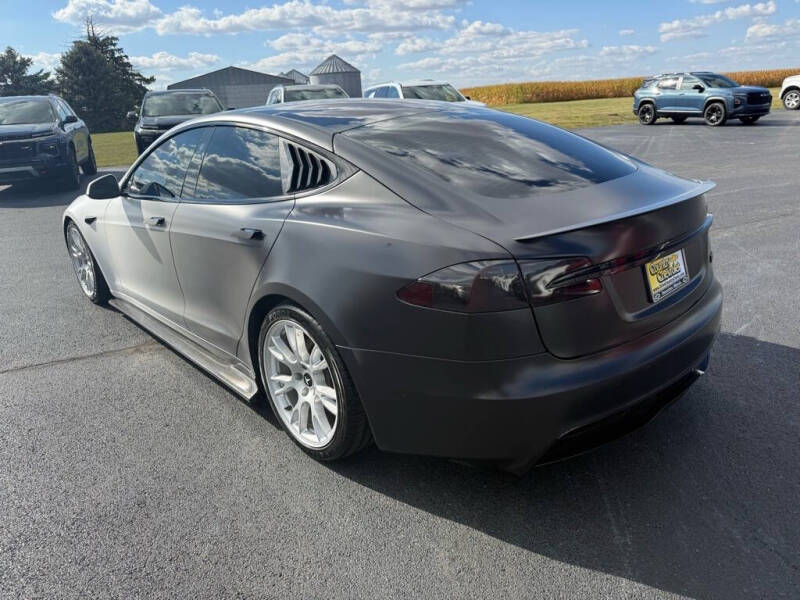 2021 Tesla Model S Plaid