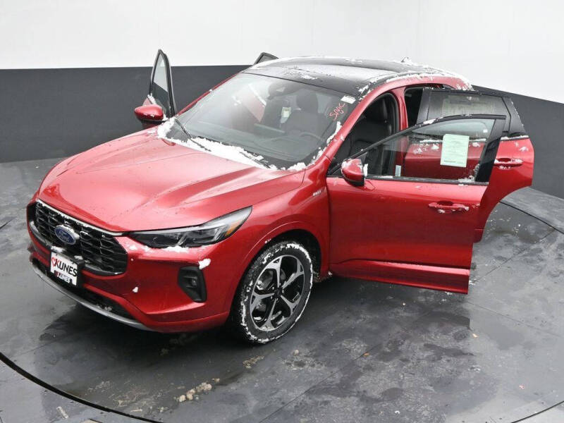 2026 Ford Escape ST-Line Elite