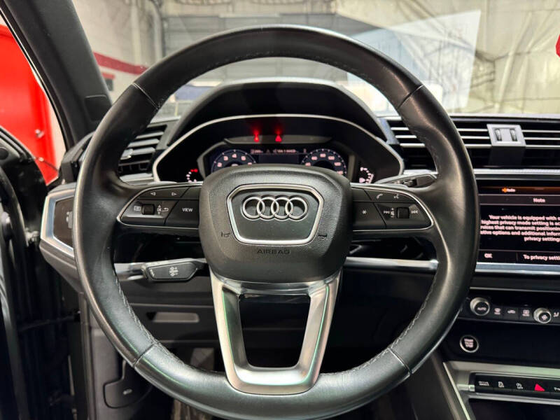 2023 Audi Q3 quattro S line Premium 45 TFSI