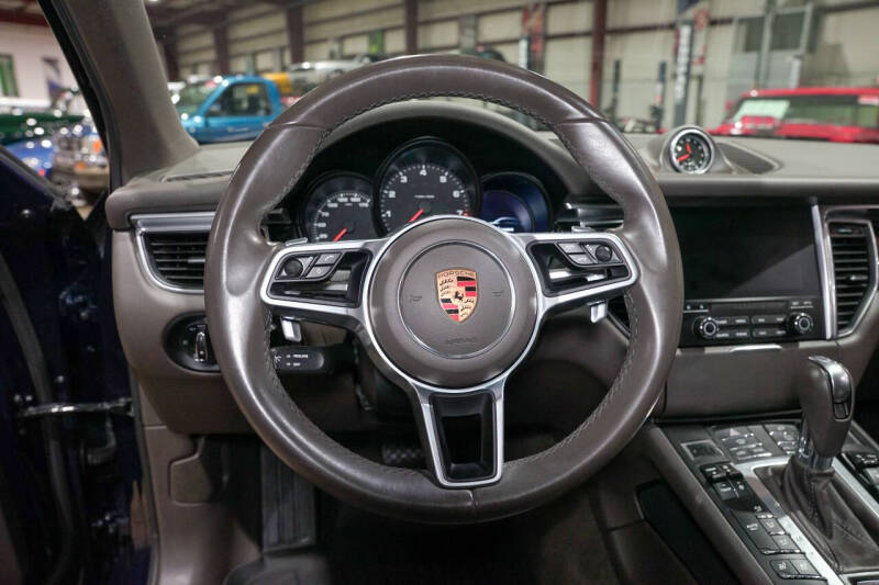 2018 Porsche Macan