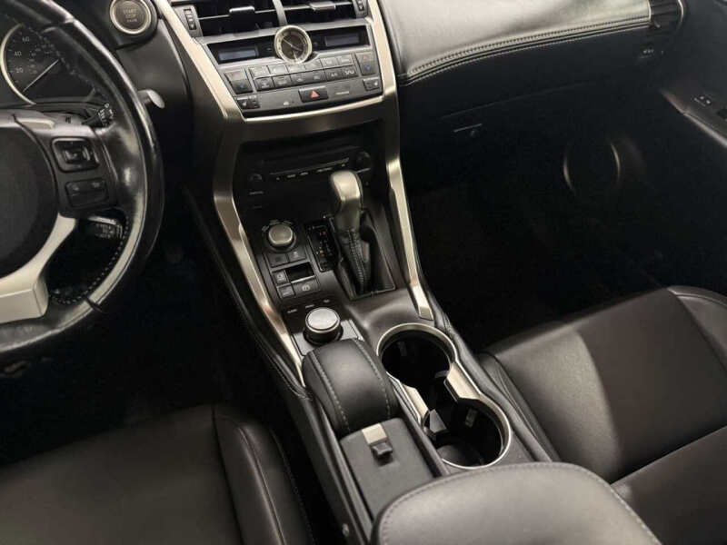 2017 Lexus NX 200t