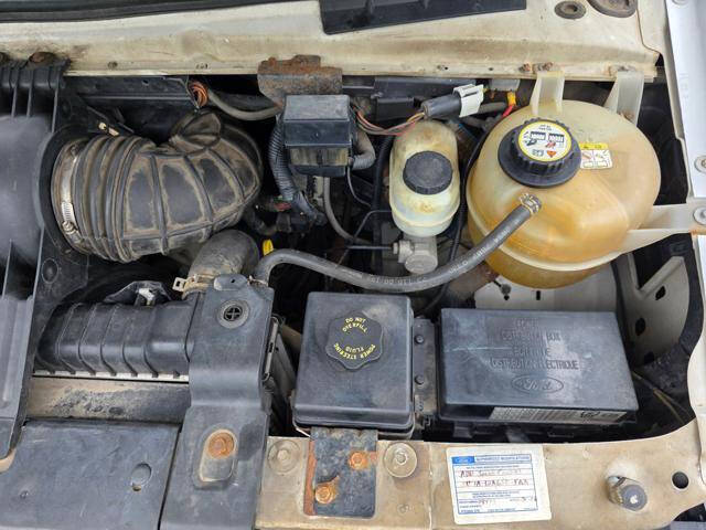 2005 Ford E-Series E-350 SD