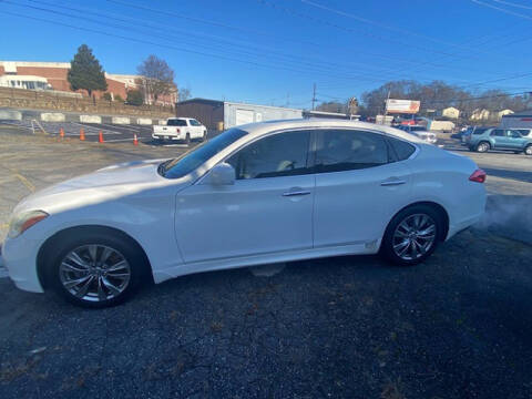 2012 Infiniti M37