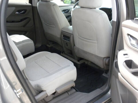 2018 Chevrolet Traverse LT Cloth