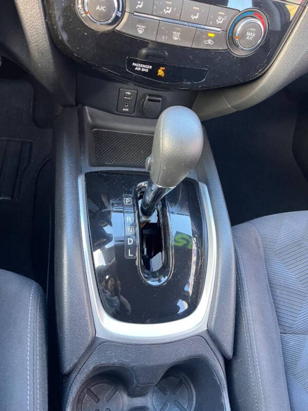 2015 Nissan Rogue