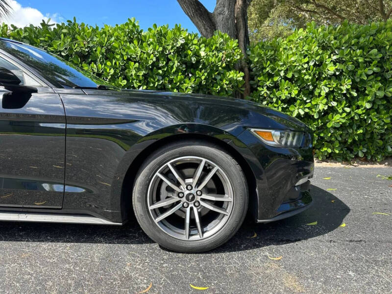 2017 Ford Mustang EcoBoost Premium