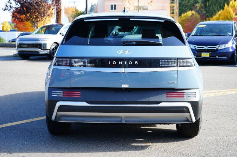 2026 Hyundai Ioniq 5 SE Standard Range