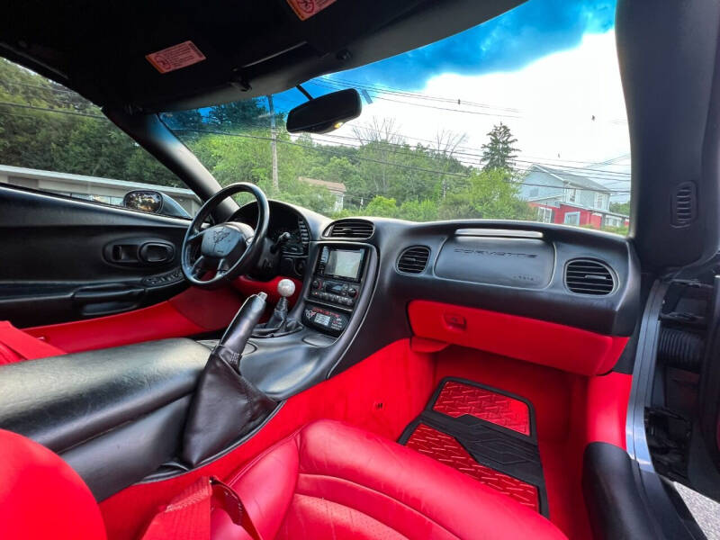 2004 Chevrolet Corvette