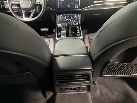 2023 Audi Q7 quattro Premium 45 TFSI