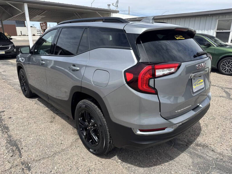 2023 GMC Terrain AT4