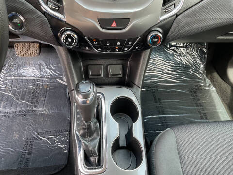 2017 Chevrolet Cruze LT Auto