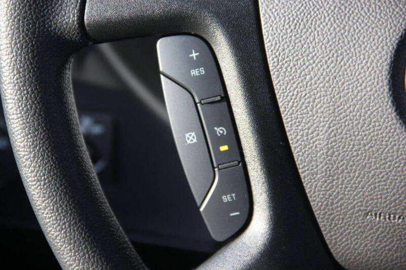 2025 Chevrolet Express 3500