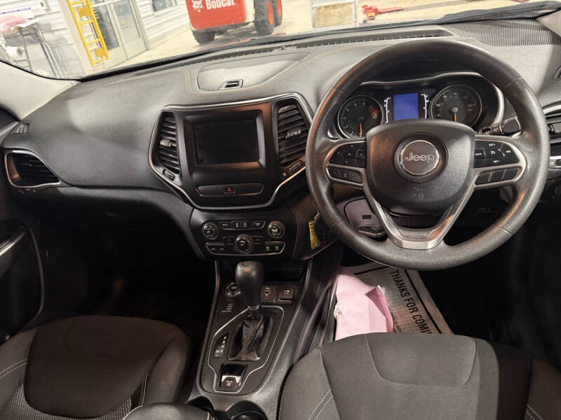 2019 Jeep Cherokee Latitude