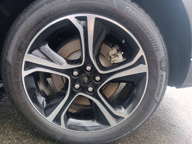 2019 Ford Edge ST