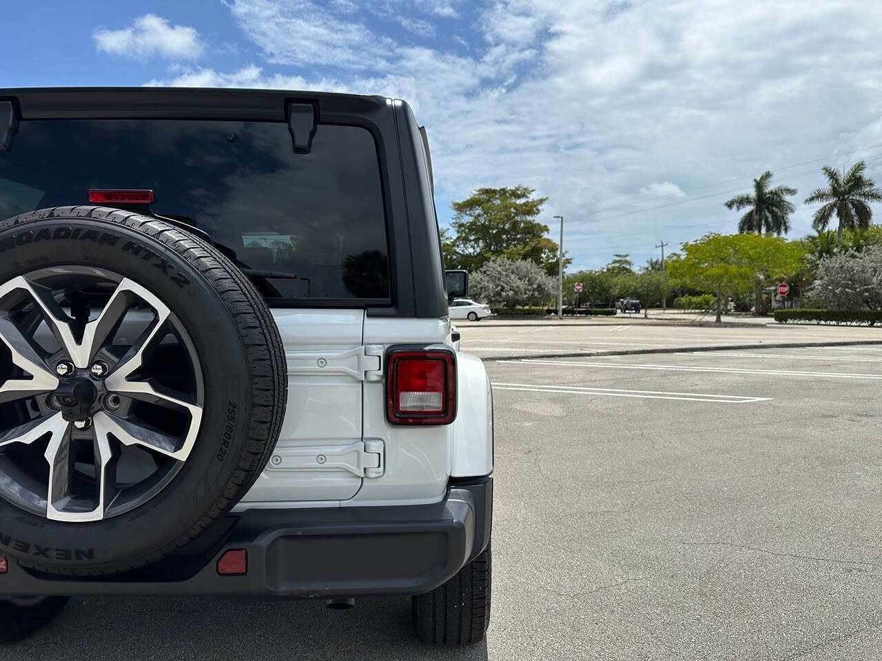 2024 Jeep Wrangler 5
