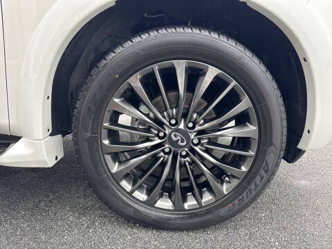 2022 Infiniti QX80 Premium Select