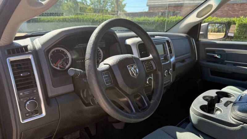 2019 RAM 1500 Classic SLT