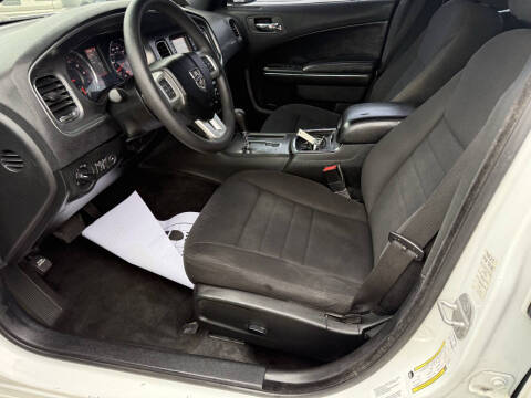 2013 Dodge Charger SE