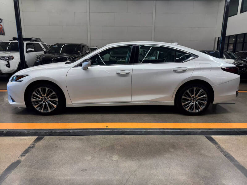 2021 Lexus ES 250