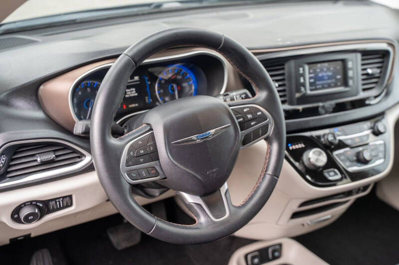 2017 Chrysler Pacifica