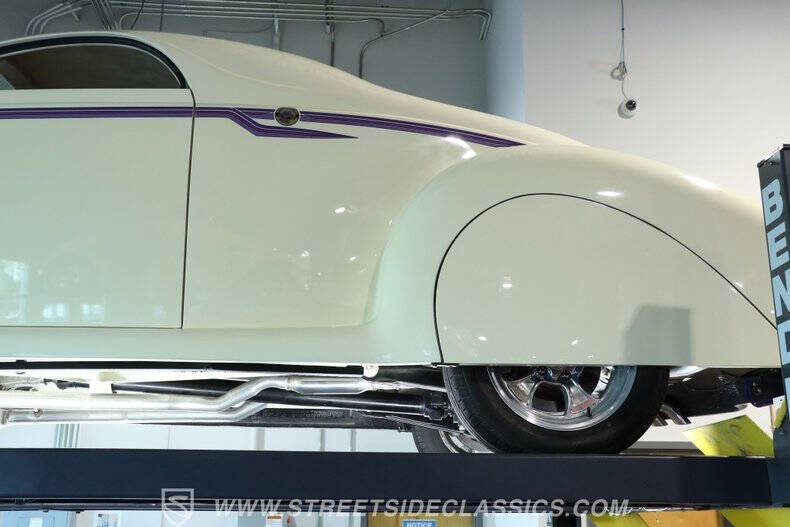 1939 Lincoln Zephyr